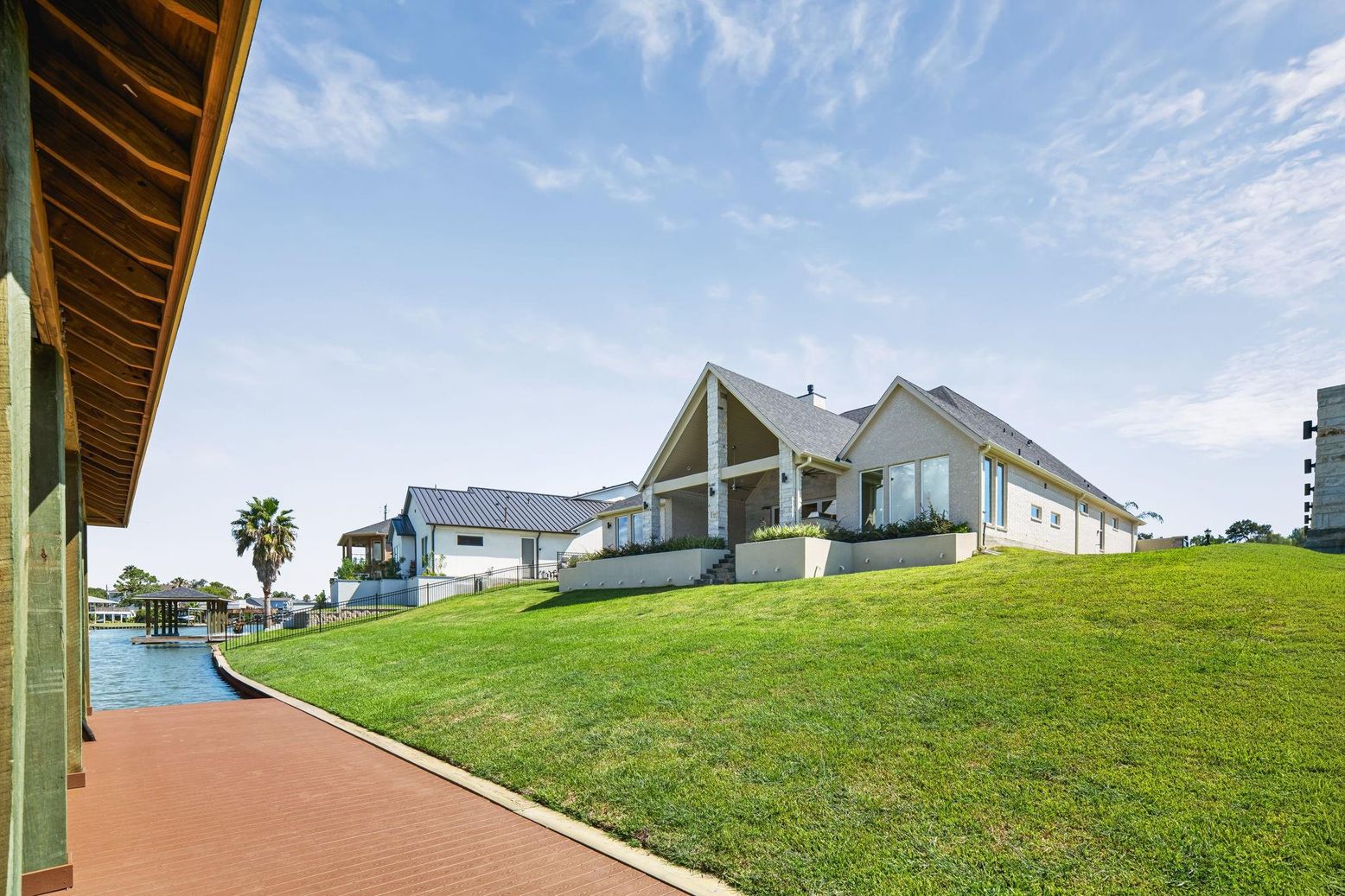 Backyard, Exterior, Water