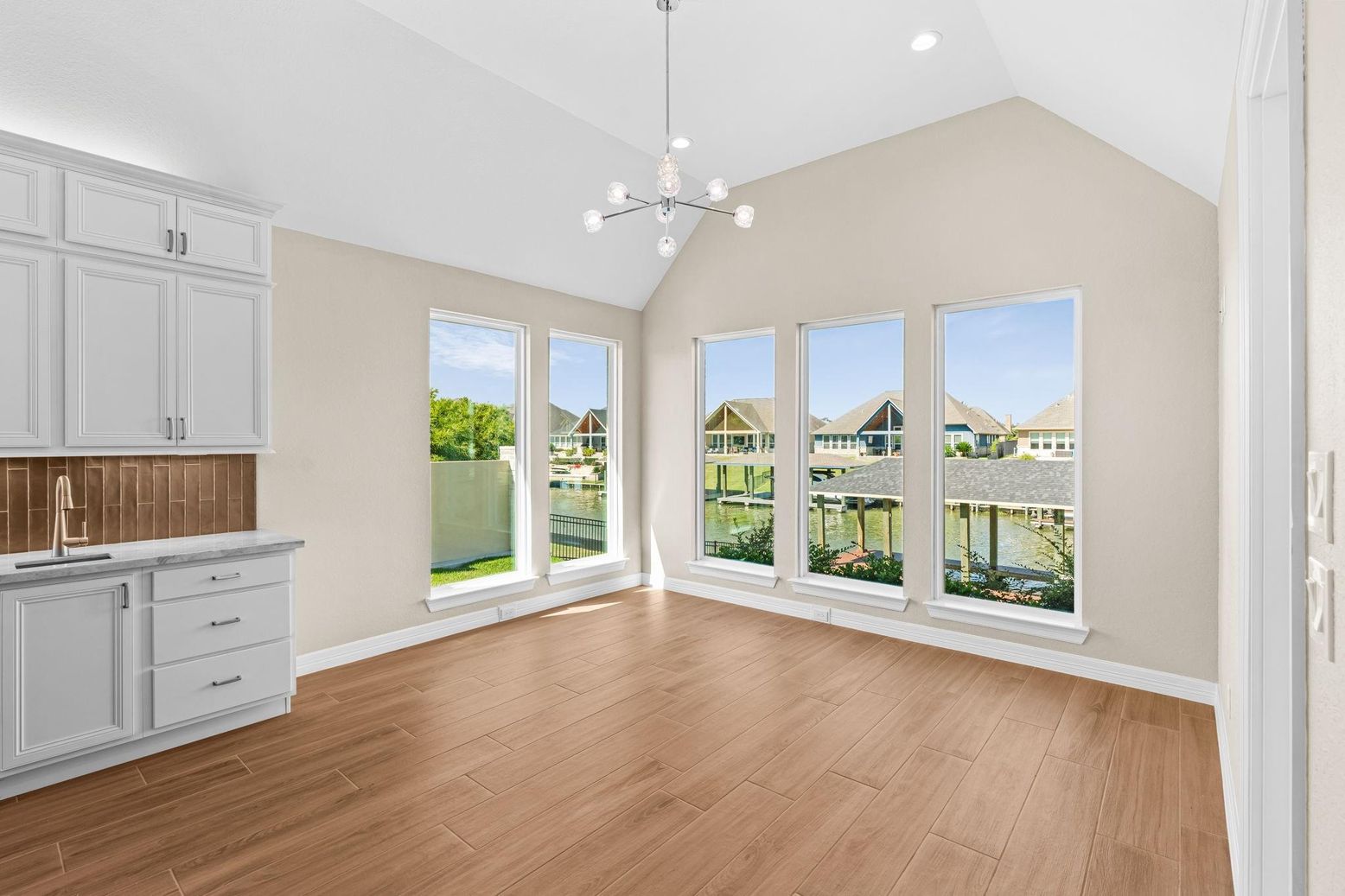 Empty room, Interior, Pendant Lights, Recessed Lighting, Wood Texture Flooring
