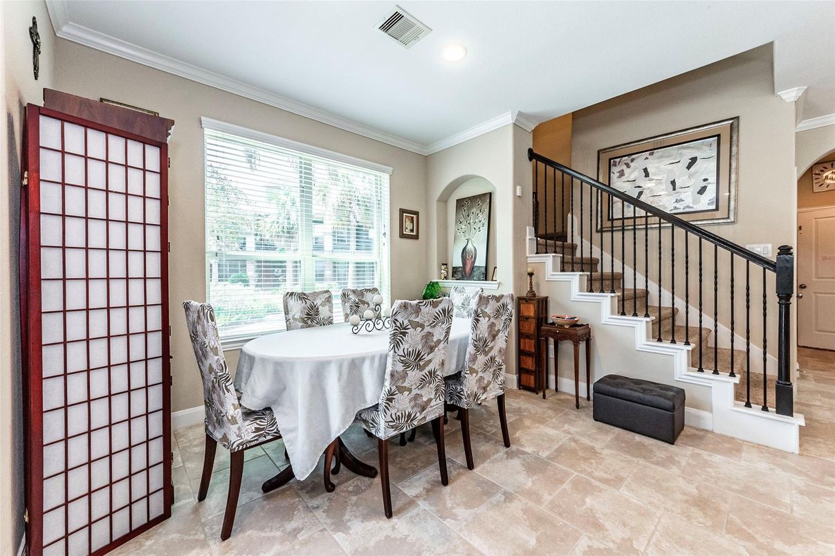 Dining room, Interior, Recessed Lighting