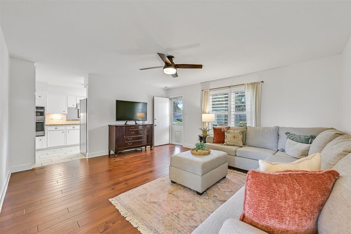 Interior, Kitchen, Living room, Stainless Steel Appliances, Wood Texture Flooring