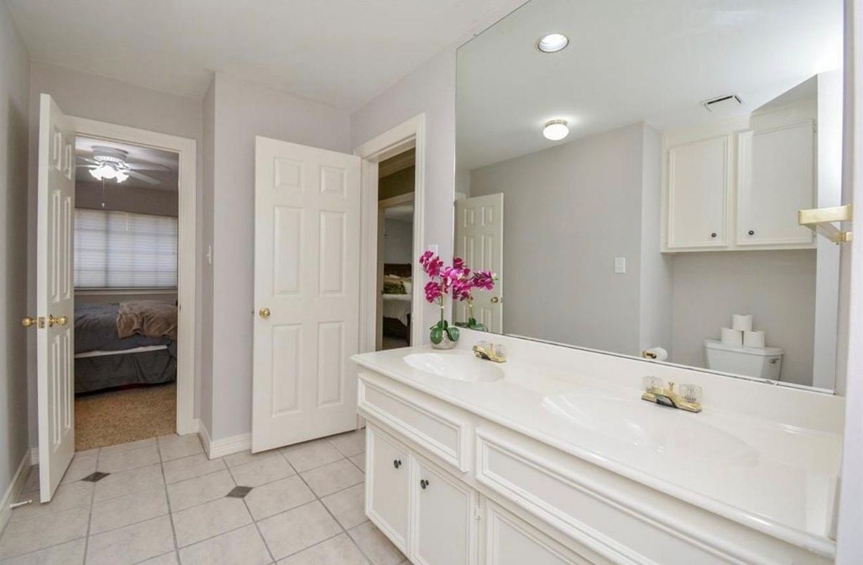 Bathroom, Bedroom, Interior, Recessed Lighting