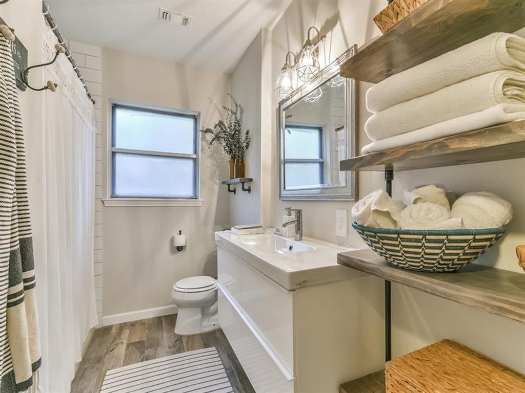 Bathroom, Interior, Wood Texture Flooring