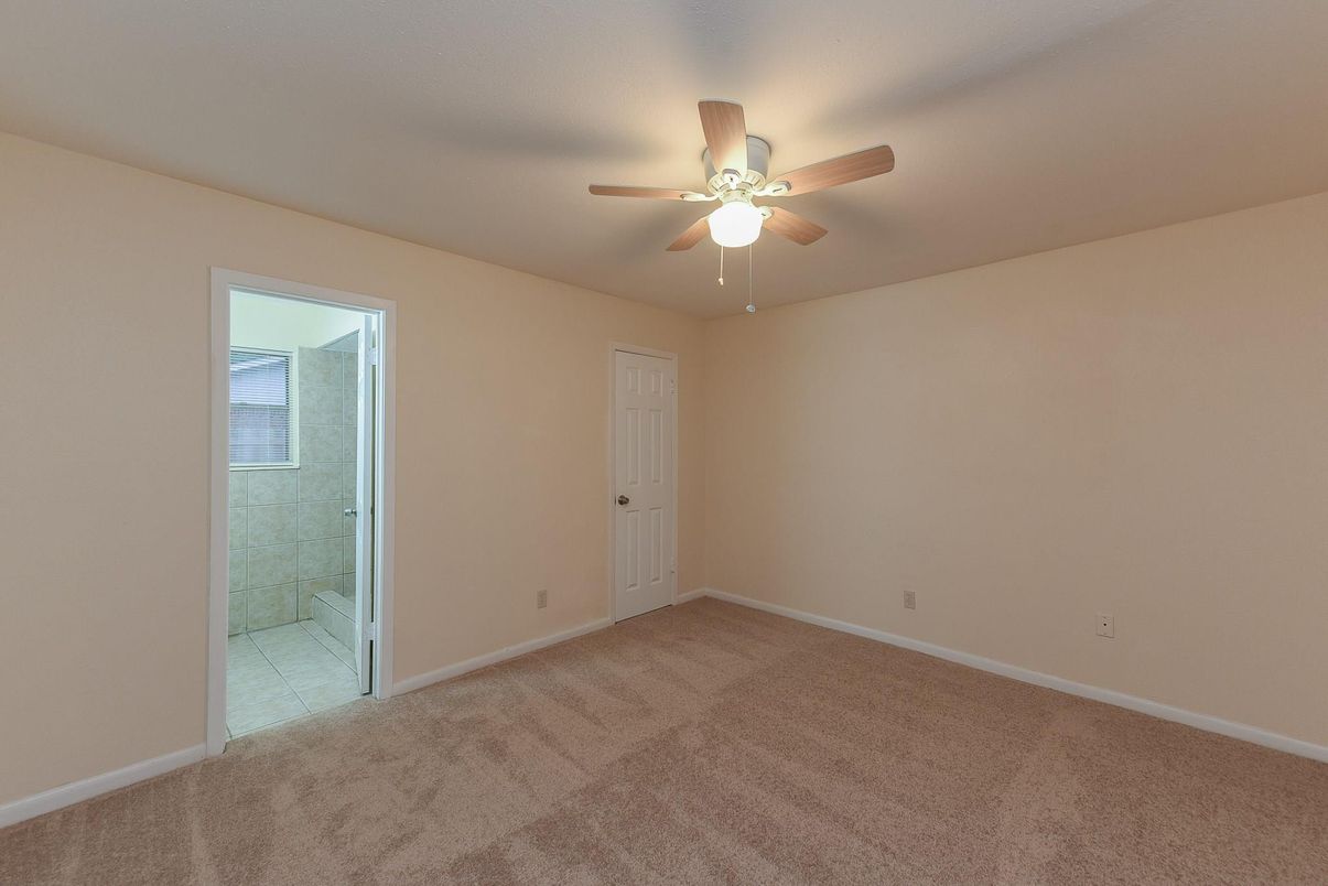 Bathroom, Empty room, Interior