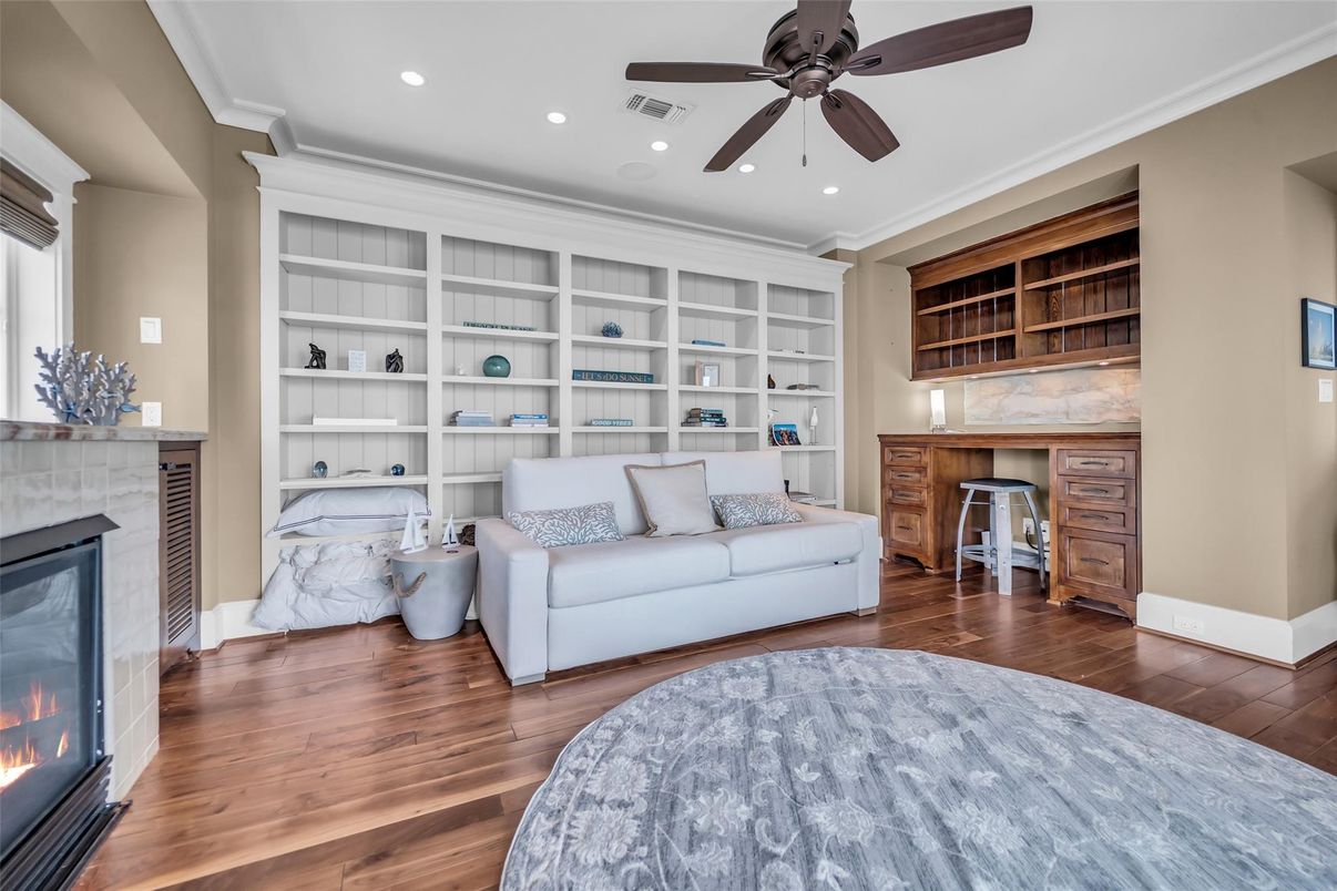 Fireplace, Interior, Living room, Recessed Lighting, Wood Texture Flooring