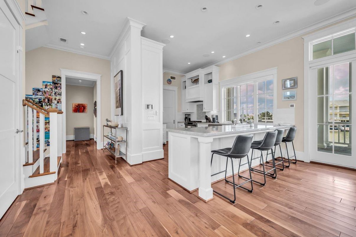 Interior, Kitchen, Recessed Lighting, Wood Texture Flooring