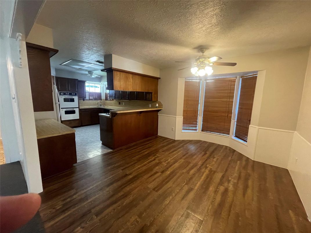 Interior, Kitchen, Wood Texture Flooring