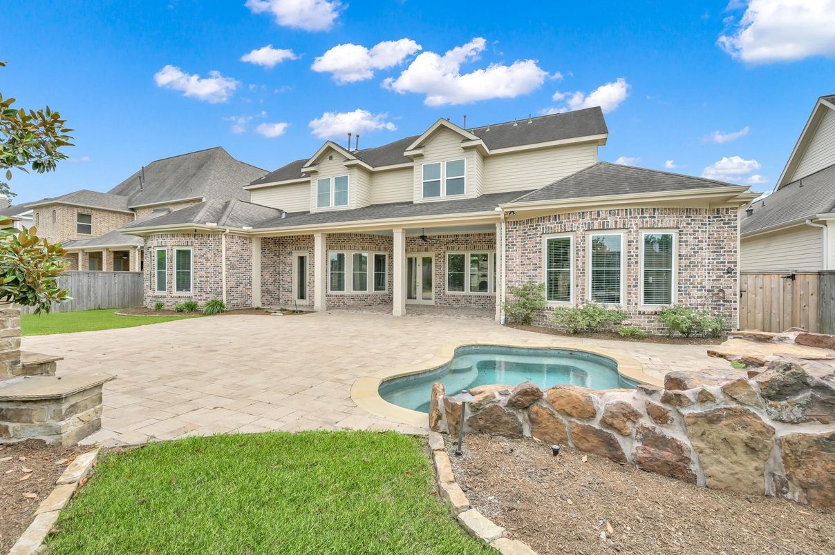 Exterior, Facade, Brick Facade, Pool, French Provincial