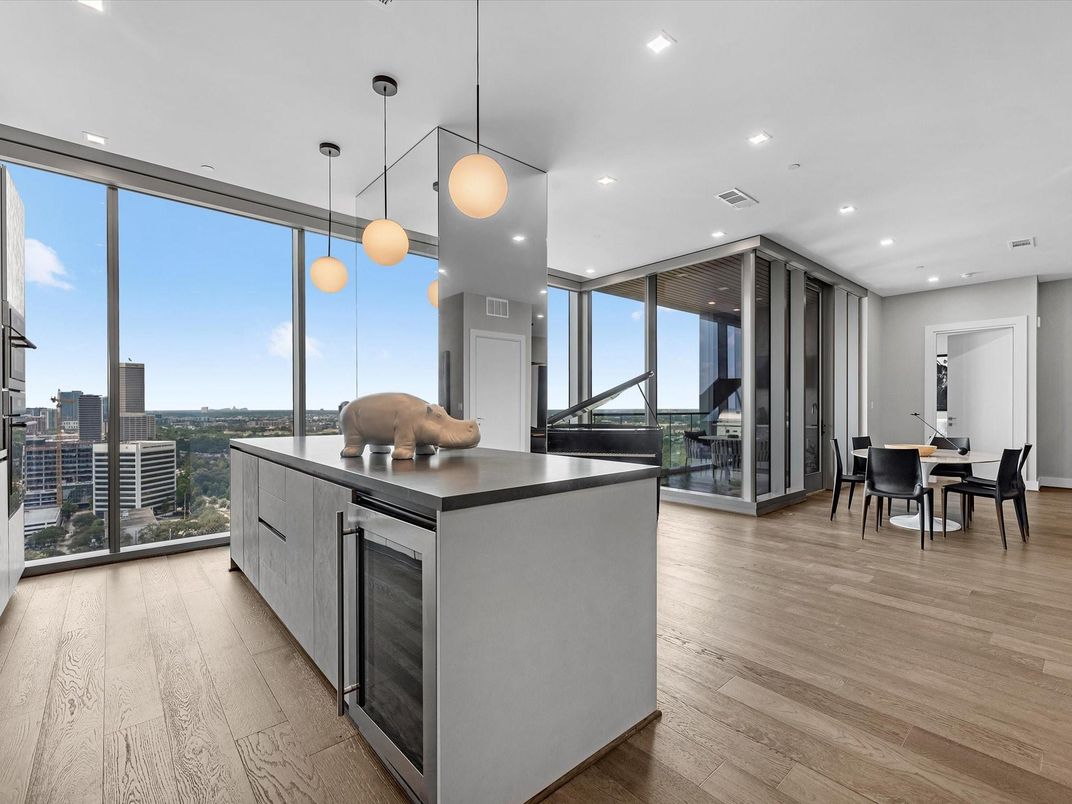 Dining room, Interior, Kitchen, Pendant Lights, Recessed Lighting, Wood Texture Flooring