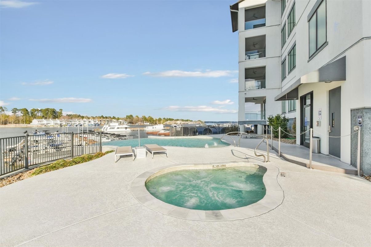 Exterior, Pool, Water