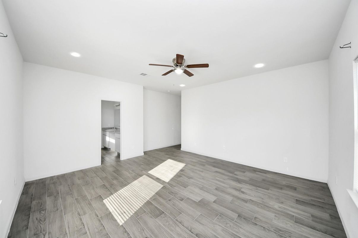 Bathroom, Empty room, Interior, Recessed Lighting, Wood Texture Flooring