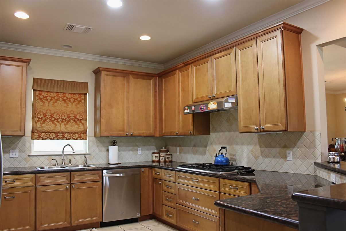 Interior, Kitchen, Recessed Lighting