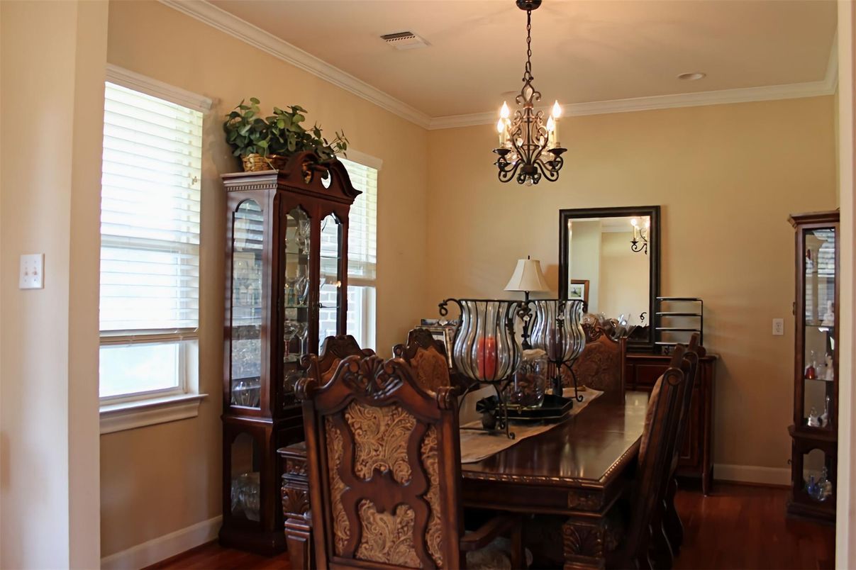 Chandelier, Dining room, Interior, Wood Texture Flooring