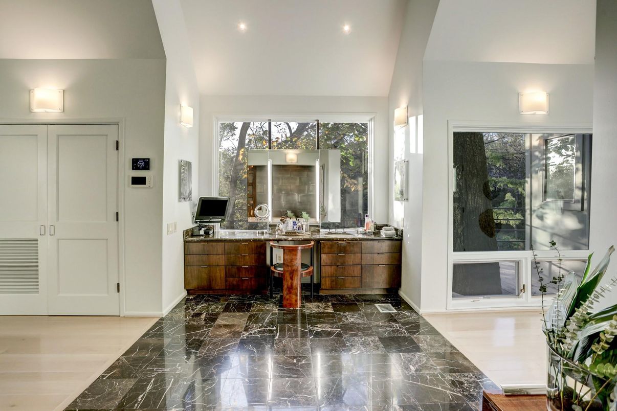 Interior, Marble, Recessed Lighting