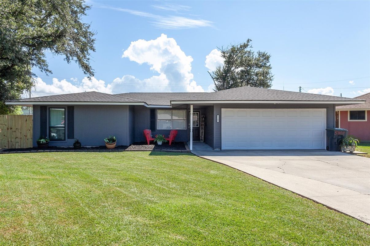 Attached, Backyard, Exterior, Facade, Ranch