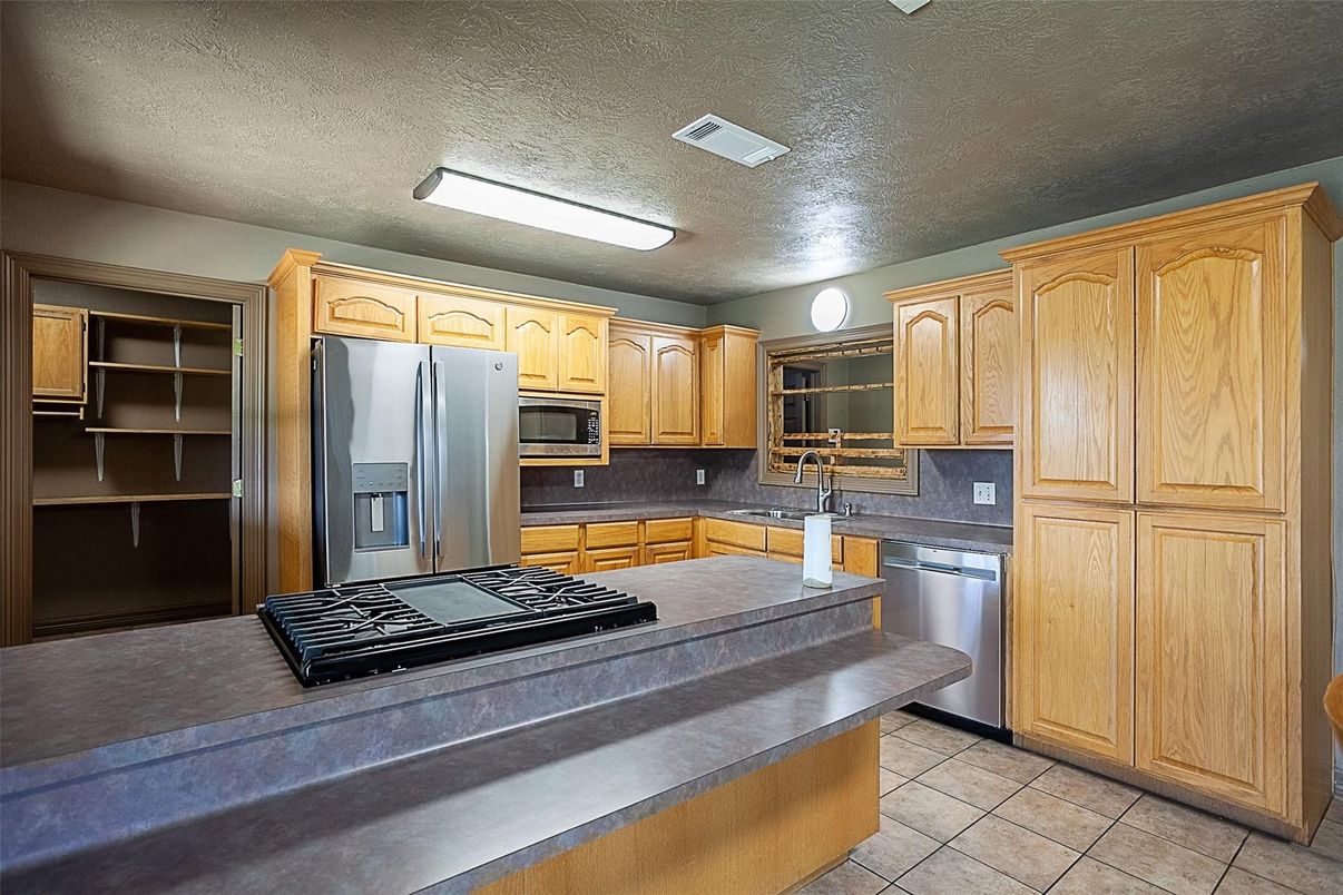 Interior, Kitchen, Stainless Steel Appliances