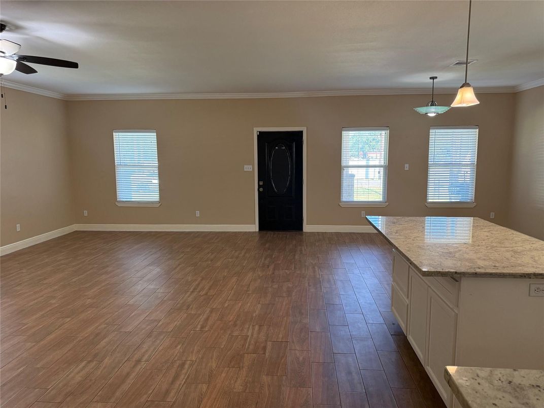 Interior, Pendant Lights, Wood Texture Flooring