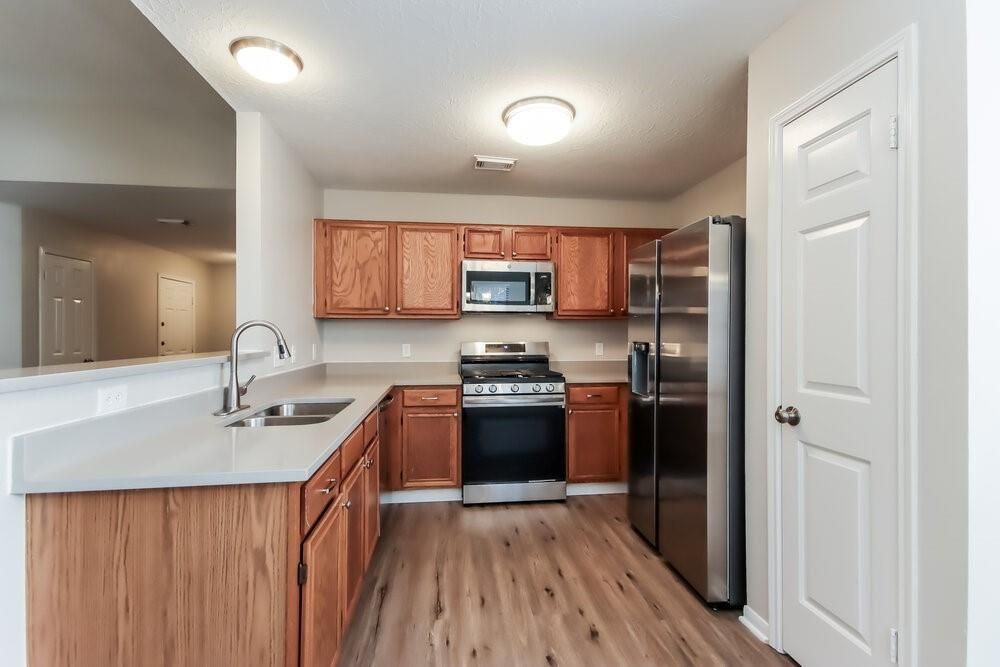 Interior, Kitchen, Stainless Steel Appliances, Wood Texture Flooring