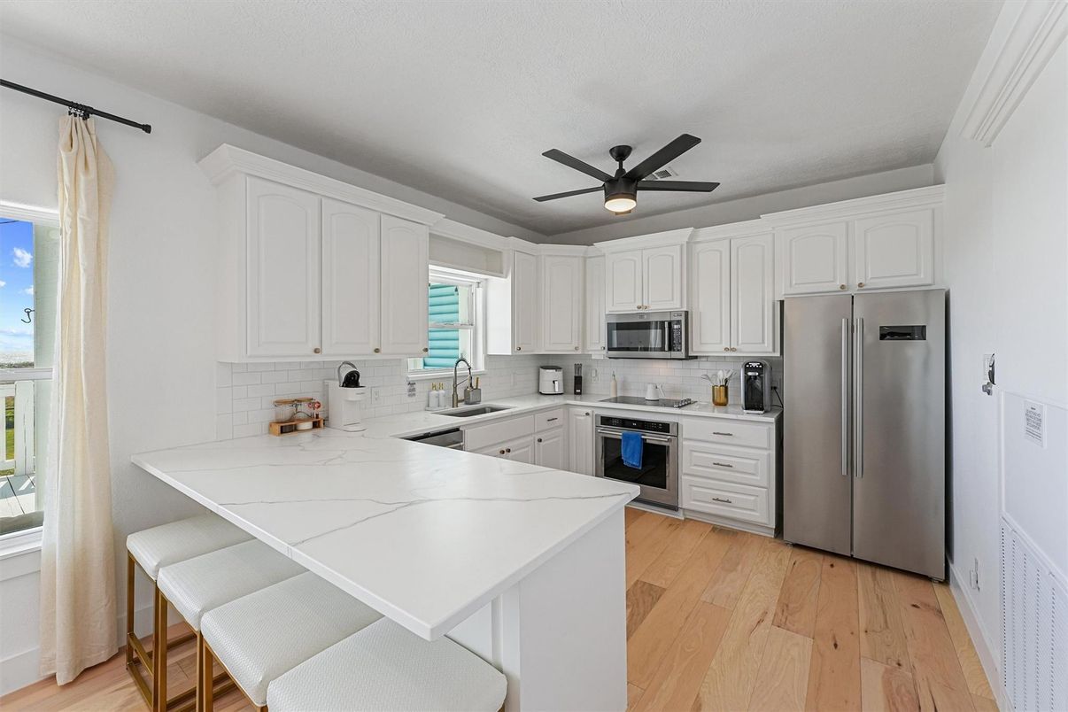 Interior, Kitchen, Stainless Steel Appliances, Wood Texture Flooring