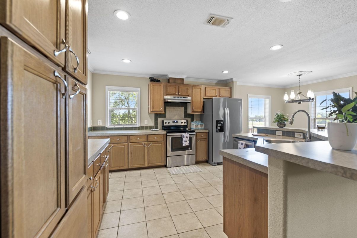 Interior, Kitchen, Pendant Lights, Recessed Lighting, Stainless Steel Appliances