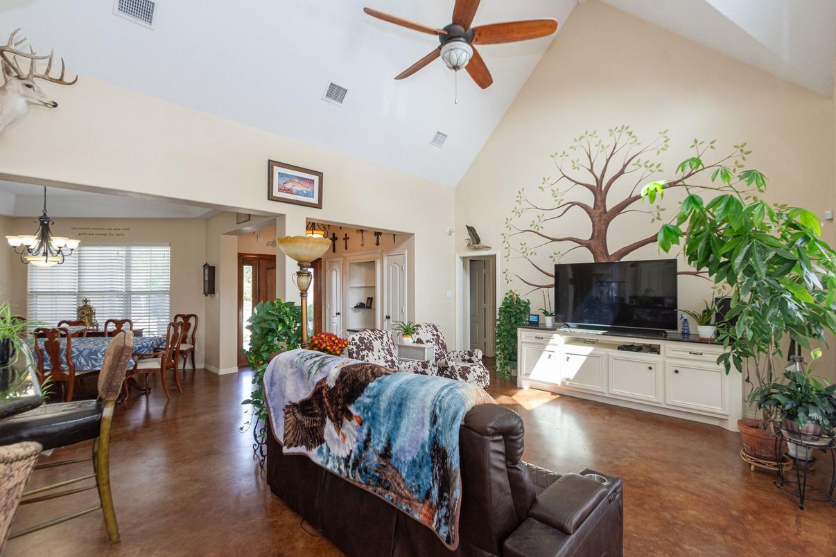 Chandelier, Dining room, Interior, Living room, Wood Texture Flooring