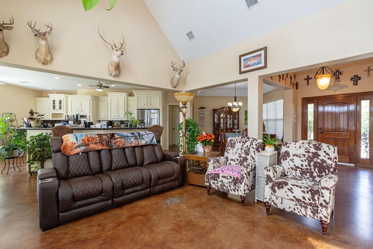 Chandelier, Dining room, Interior, Kitchen, Living room, Recessed Lighting, Stainless Steel Appliances