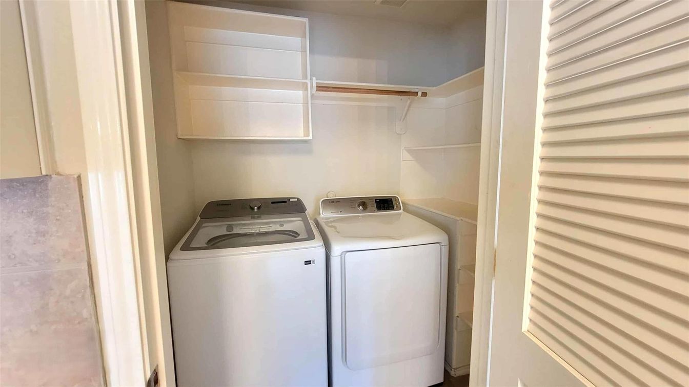 Interior, Utility Closets, Washer