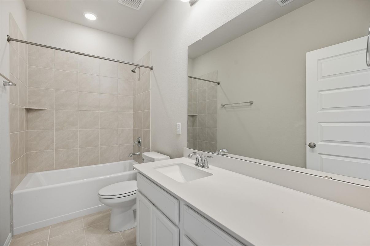 Bathroom, Interior, Recessed Lighting