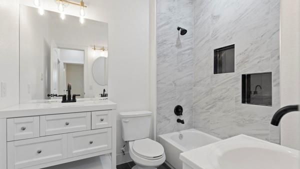 Bathroom, Dual Sink Vanities, Interior, Marble Walls