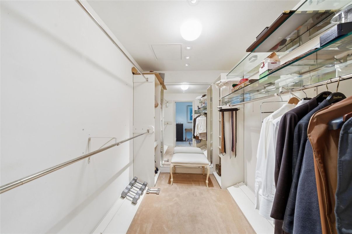 Interior, Recessed Lighting, Walk-in Closets