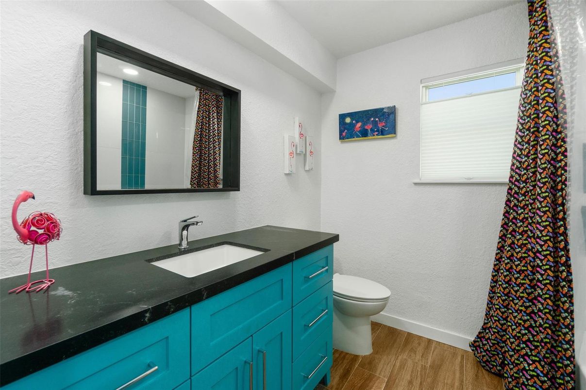 Bathroom, Interior, Recessed Lighting, Wood Texture Flooring