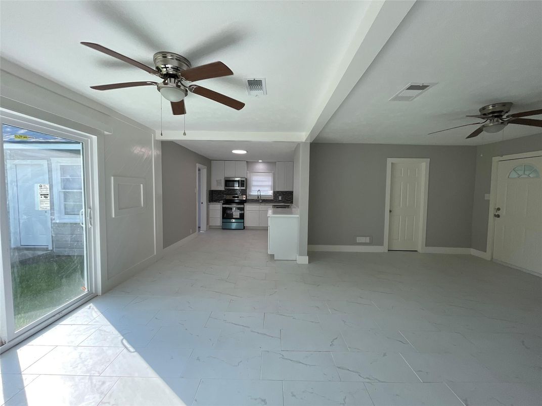 Empty room, Interior, Kitchen, Recessed Lighting, Stainless Steel Appliances