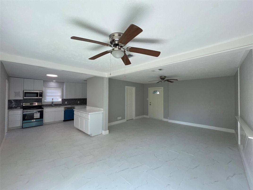 Empty room, Interior, Kitchen, Marble, Recessed Lighting