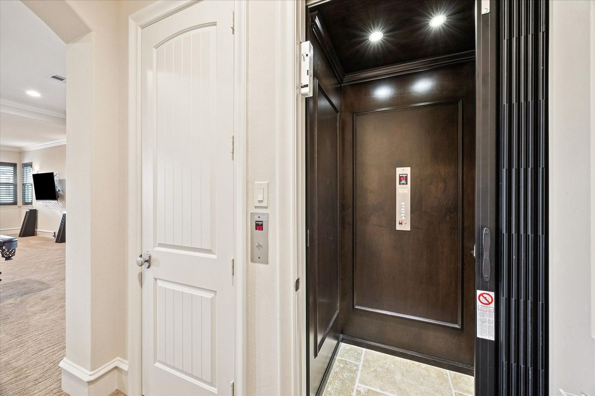 Elevator, Interior, Recessed Lighting