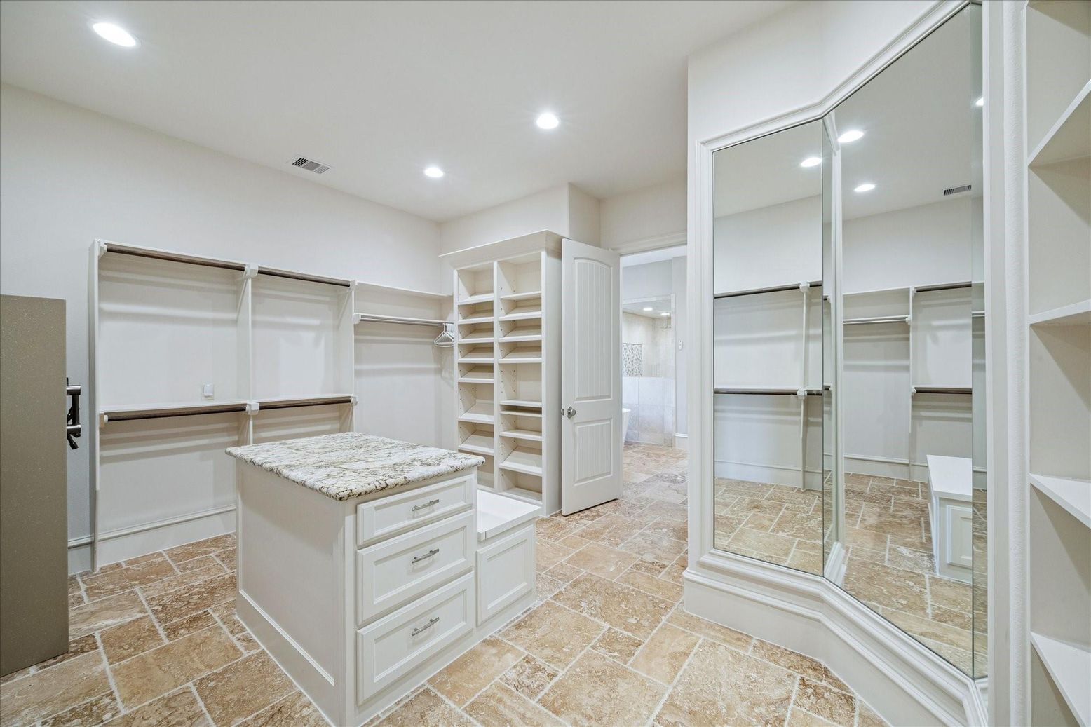 Interior, Recessed Lighting, Walk-in Closets