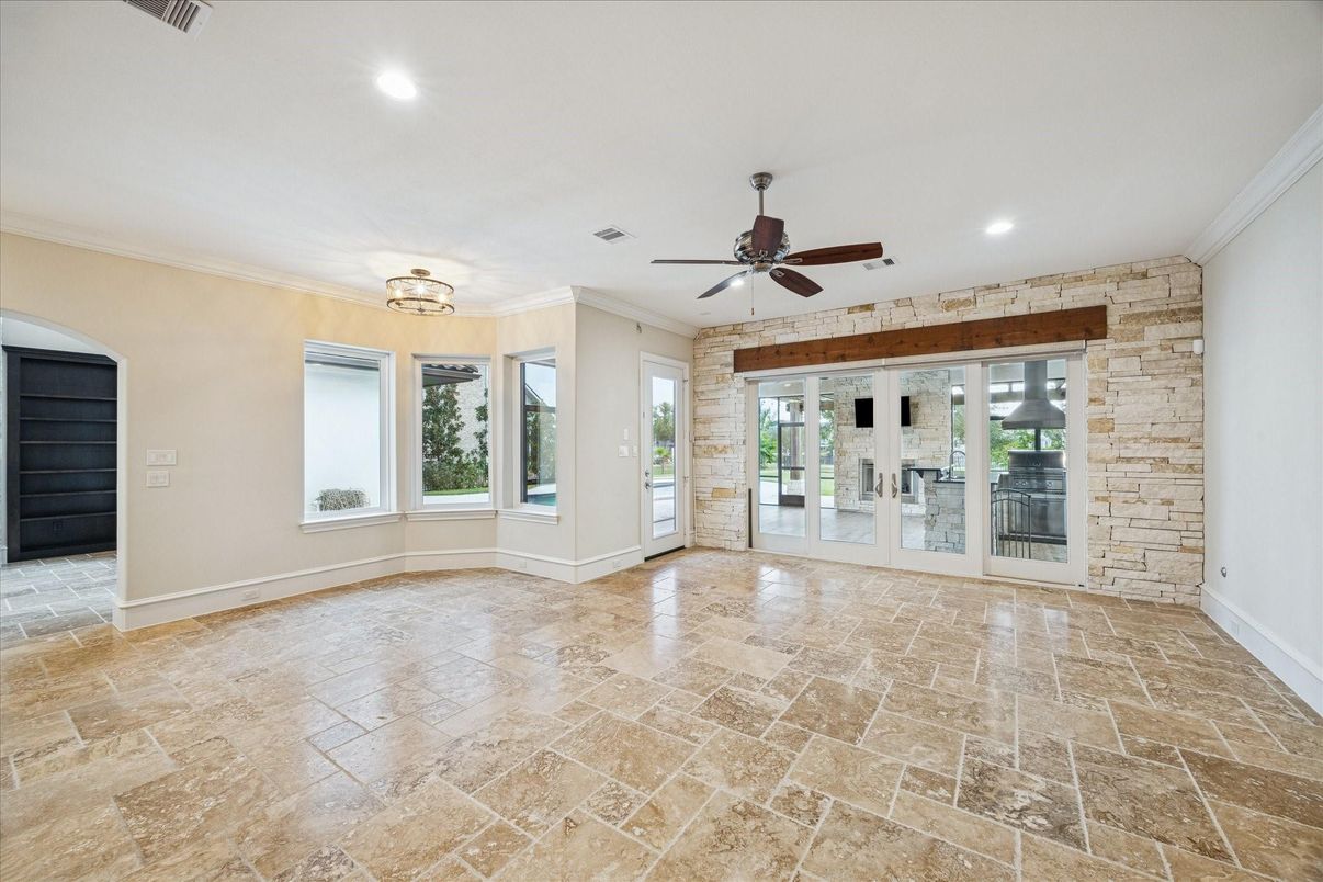 Empty room, Interior, Recessed Lighting, Stone Walls