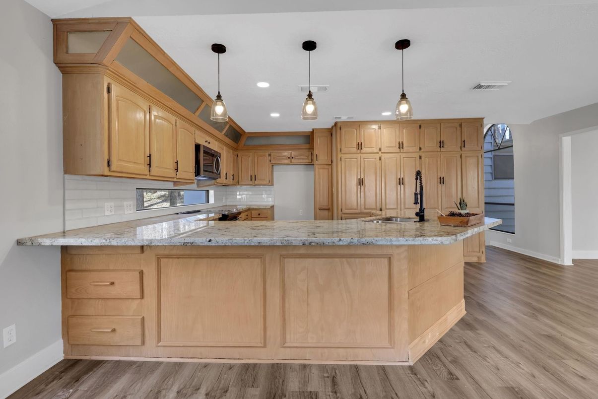 Interior, Kitchen, Pendant Lights, Recessed Lighting, Wood Texture Flooring