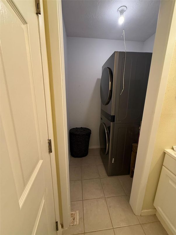 Interior, Utility Closets, Washer