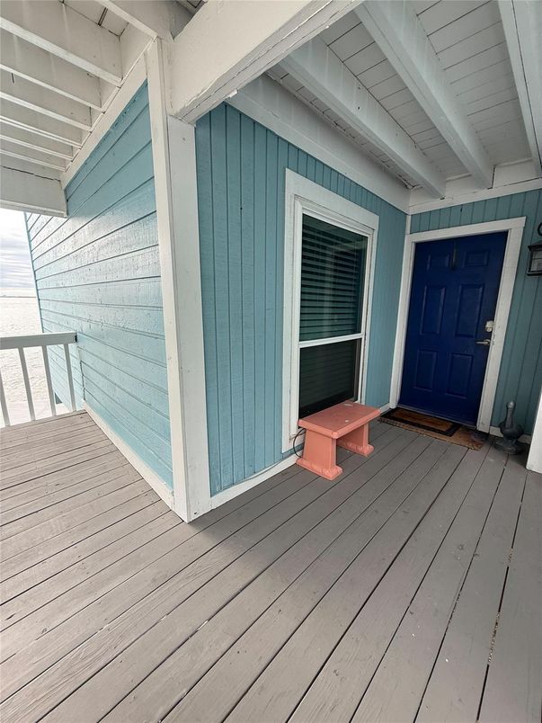 Exterior, Wood Texture Flooring