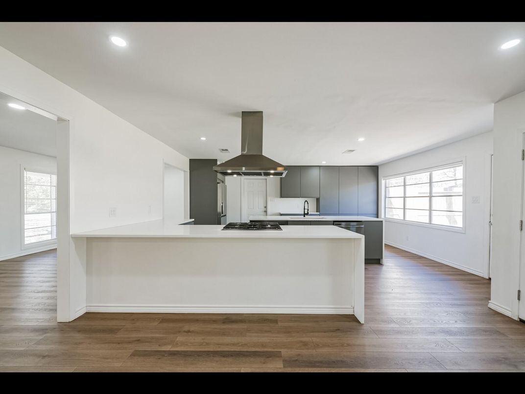 Interior, Kitchen, Recessed Lighting, Wood Texture Flooring