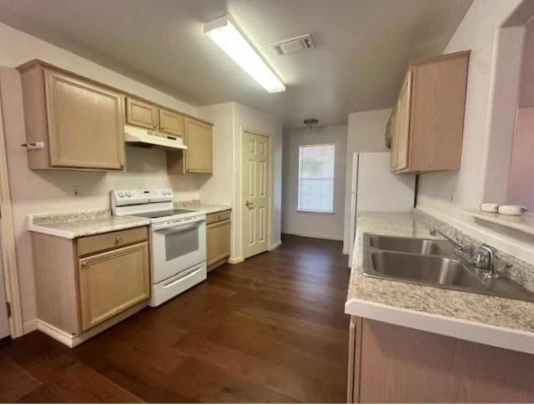 Interior, Kitchen, Wood Texture Flooring