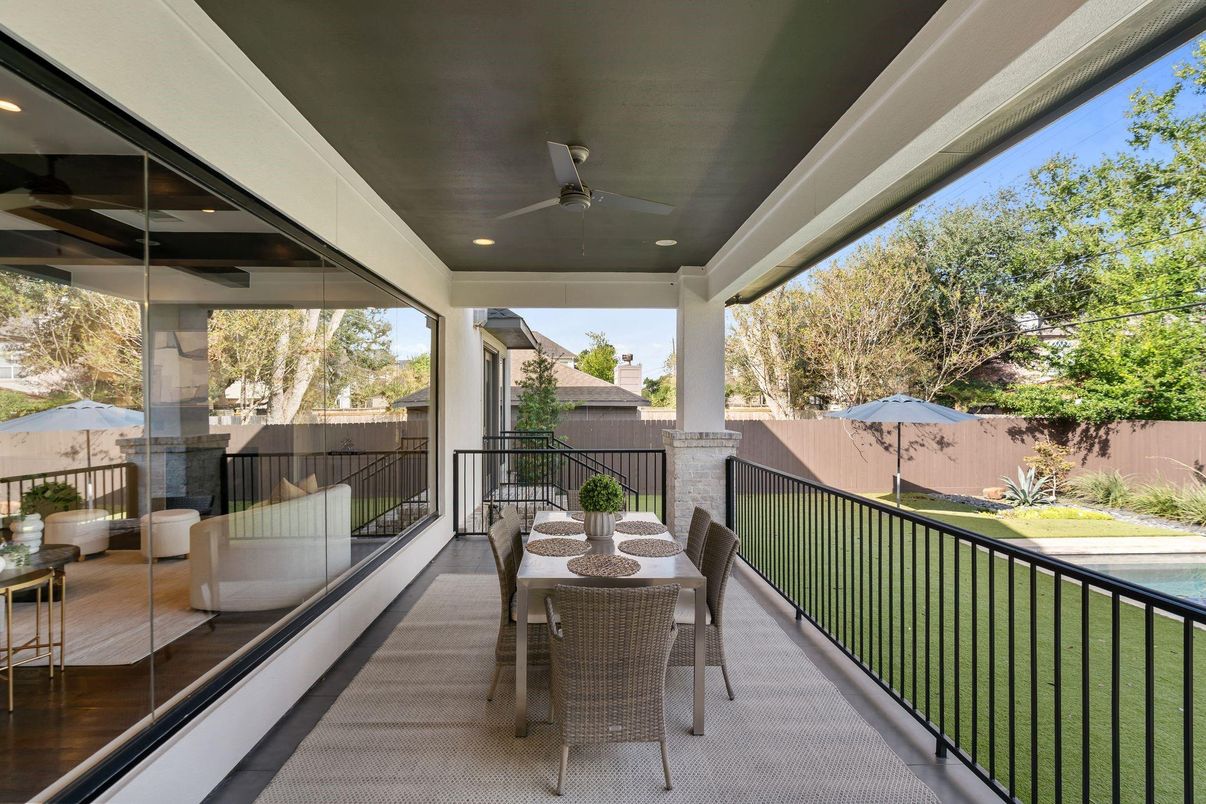 Exterior, Recessed Lighting