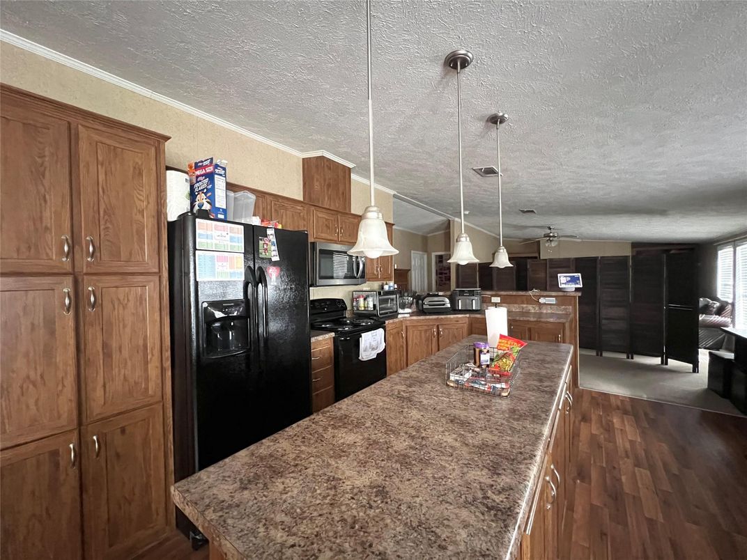 Interior, Kitchen, Pendant Lights, Wood Texture Flooring