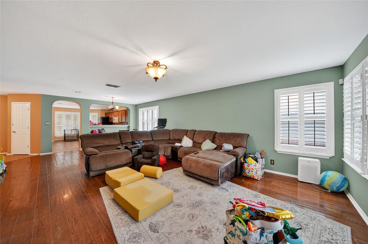 Interior, Living room, Pendant Lights, Wood Texture Flooring