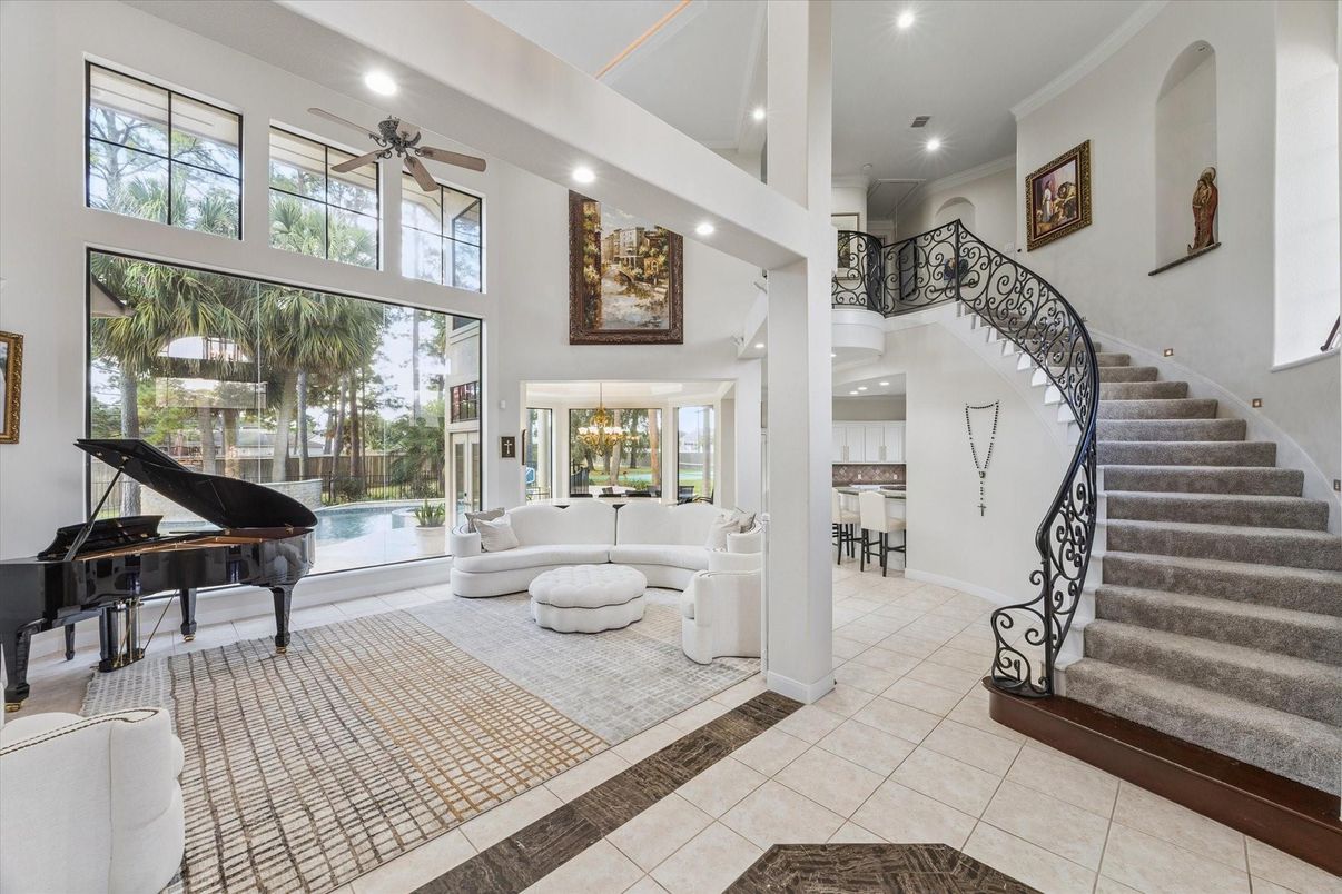 Interior, Living room, Piano, Recessed Lighting