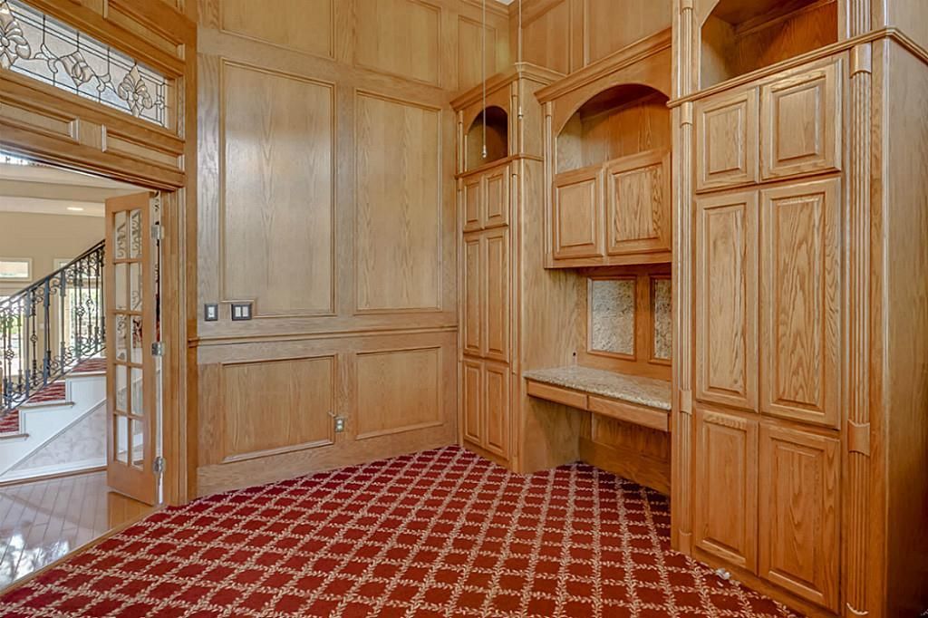 Interior, Wooden Walls