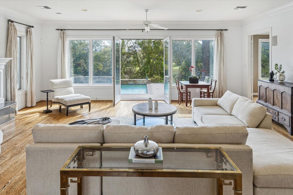 Dining room, Interior, Living room, Recessed Lighting, Sun Room, Wood Texture Flooring