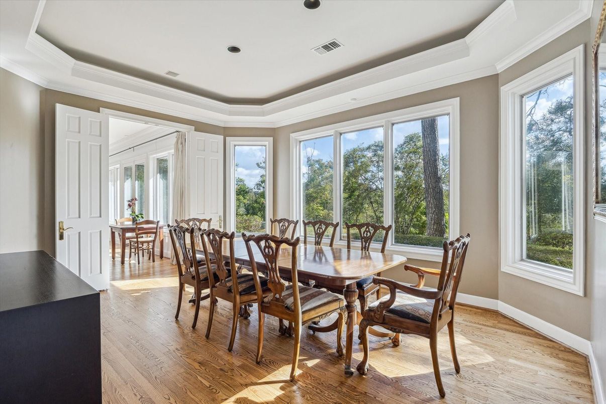 Dining room, Interior, Recessed Lighting, Wood Texture Flooring