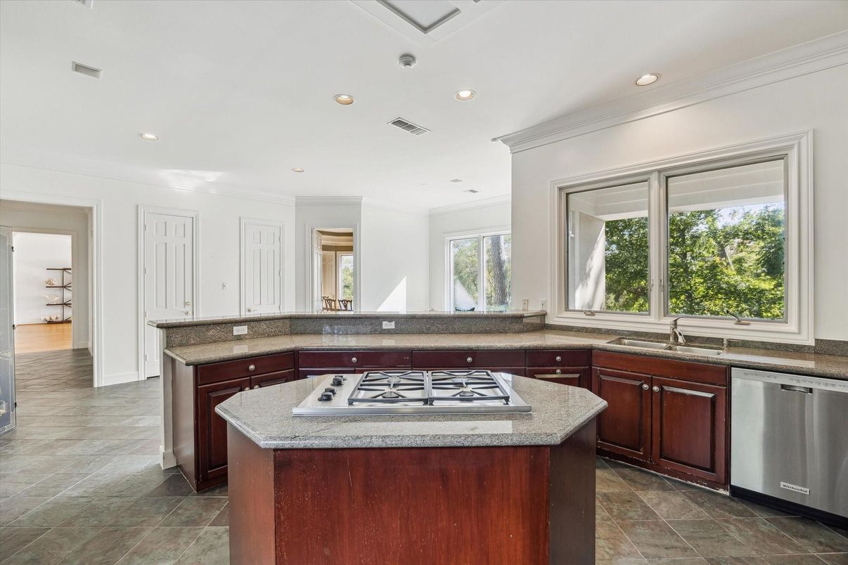 Interior, Kitchen, Recessed Lighting