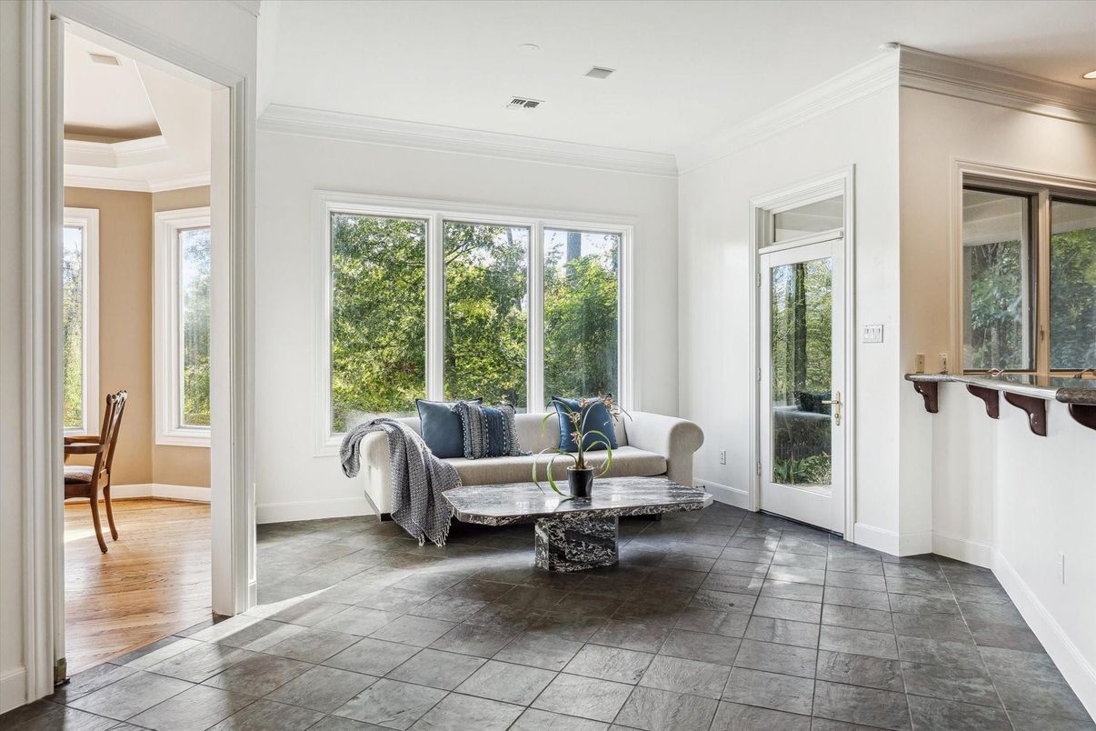 Interior, Living room, Recessed Lighting, Wood Texture Flooring