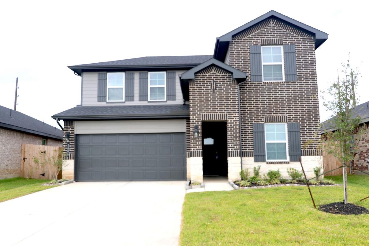 Attached, Exterior, Facade, Brick Facade, Brick Traditional